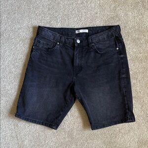 Zara Black Jean Shorts Classic Denim Style